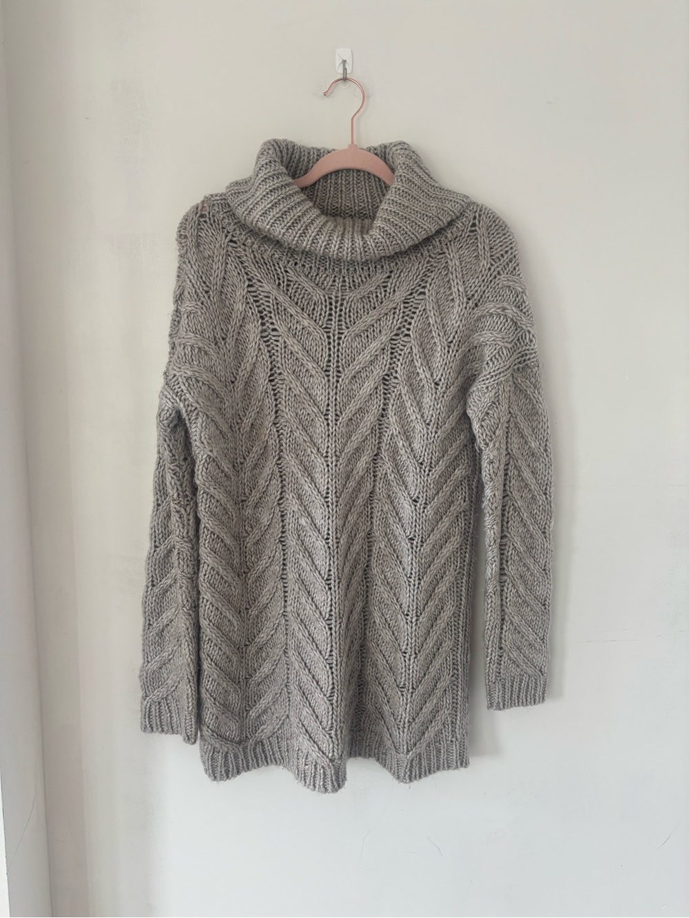 Sundance S Gray Cable Knit Chunky Wool Blend Sweater